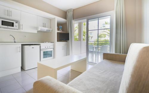 Los Olivos Beach Resort - main image