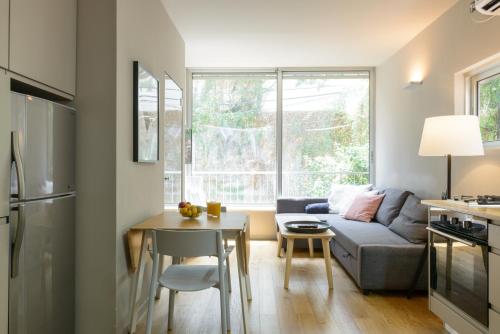 Studio Apartment - 6 Metsada Street