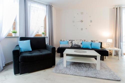 Apartamenty Sun Seasons 24 - Leśny Dom - image 3