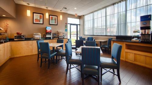 Best Western Hartford Hotel & Suites