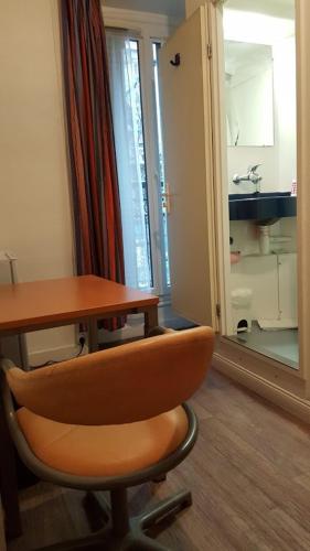 Hotel Feria (FR) – Clichy, CA