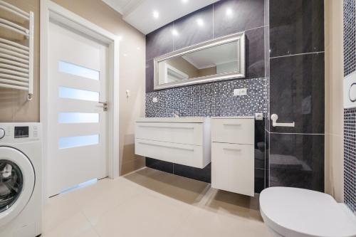 Apartamenty Sun & Snow Rybacka - image 10