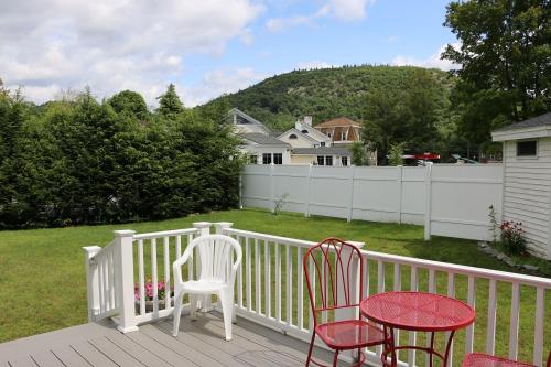 The Bond 1786 Inn in Warrensburg, USA