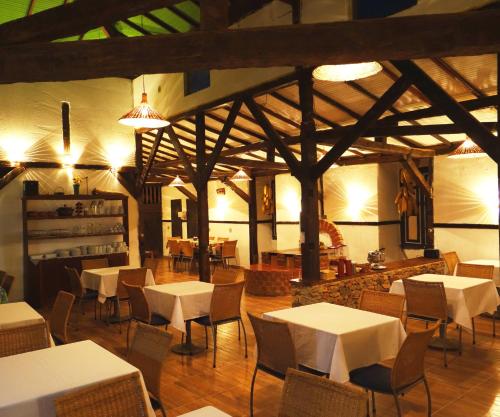 餐廳, Pousada Banana Cipo in 桑塔納杜裡亞舒