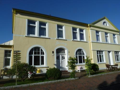 Haus Strandburg in Wangerooge, Deutschland