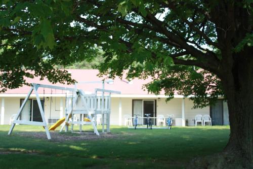 Parkwood Lodge - image 11