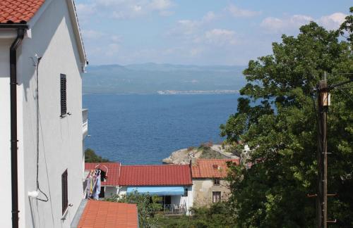 Apartments and rooms with parking space Vrbnik (Krk) - 5299 - Vrbnik