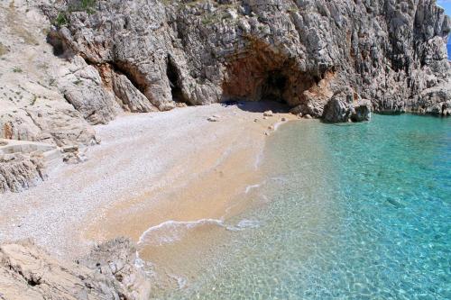  Double Room Brsec 3439a in Brseč