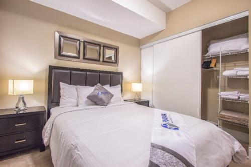 B&B Mississauga - Platinum Suites Furnished Executive Suites - Bed and Breakfast Mississauga