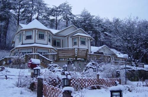 le cheval rouge 1 rue chanzy sainte menehould france fr 51800 hotel villas panama av cuitlhuac 2701