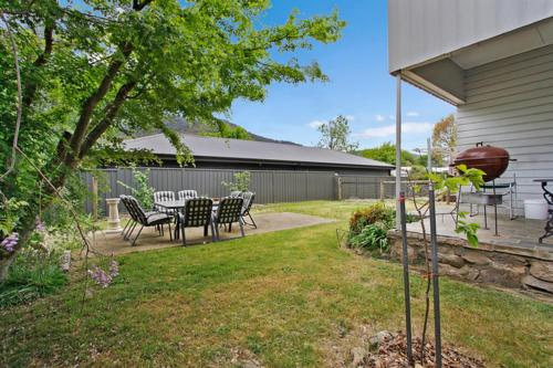 Le Chateau - Centrally located