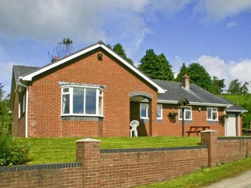 Gwynfan Bungalow - image 2