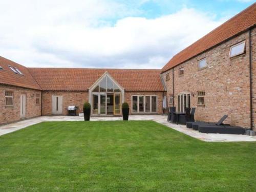 Moor Farm Barns, , Lincolnshire