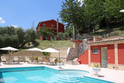 Swimming pool, Casa Sacciofa in Monsampietro Morico