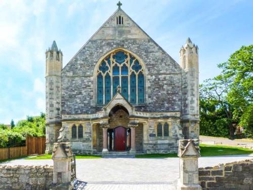 1 Church House, Totland Bay, Isle of Wight