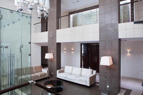 Abnicum Business Hotel - image 2