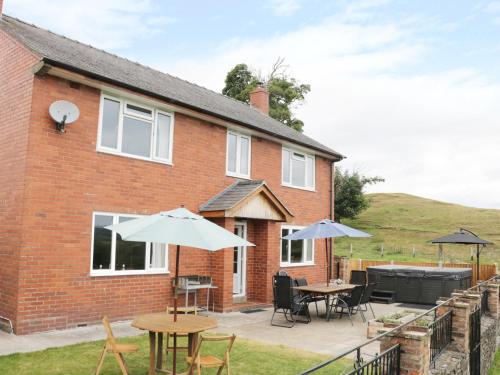 Garth Ucha gîte à louer Llansanffraid