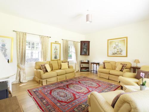 Bannatyne Lodge in Newtyle