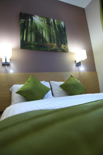 Sheriff Hotel - image 3