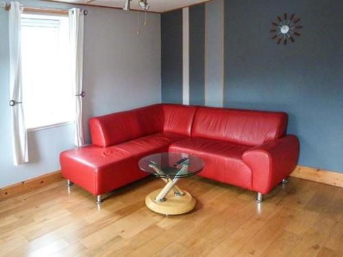 

Flat 3 Caledonian Court