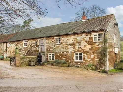 Croxton Lodge And Curlews Nest, , Leicestershire