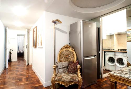 Santa Cecilia Apartment in Via del Corso, Rome (photo 8)
