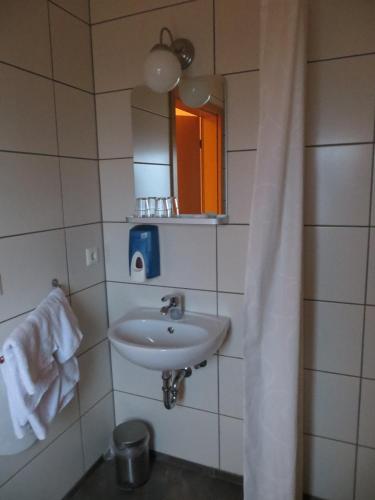 Guesthouse Vellir - image 5