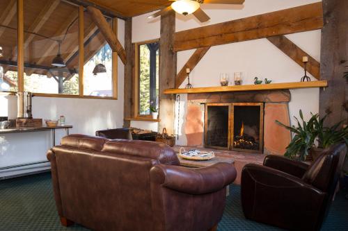 Hotels Airbnb Vacation Rentals In Taos Ski Valley New Mexico