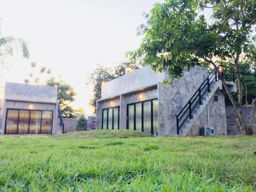 T Table Inthanon T Table Inthanon