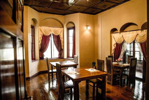 رويال ماجيستي بنجالو (Royal Majesty Bungalow) in نوارا إليا