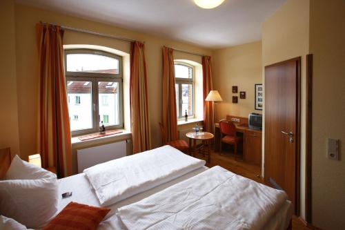 Quadruple Room image 3