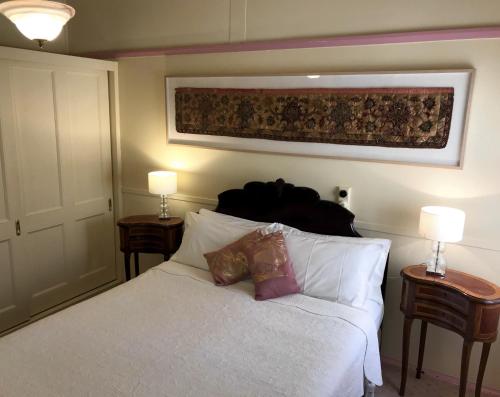 The Chalet Guesthouse And Studio