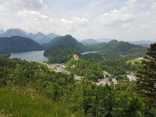 克莱纳康尼格坑酒店