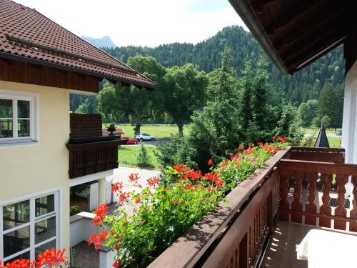 ระเบียง/ชานเรือน, โรงแรมไคลเนอร์ โคนิช (Hotel Kleiner Konig) in ชวานเกา