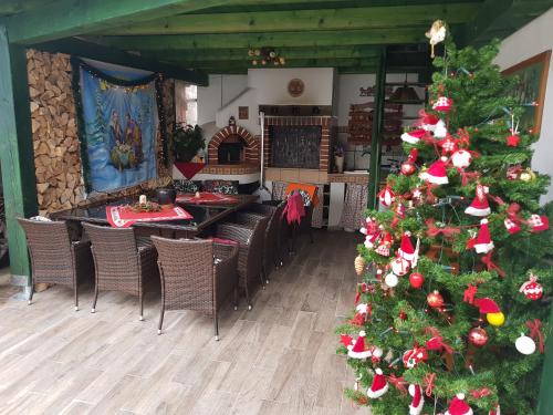 Mama's House - image 8