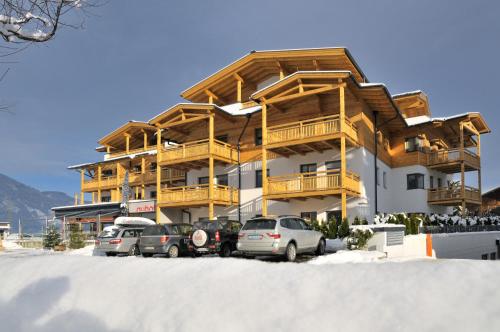  AvenidA Style Appartements by Alpin Rentals, Pension in Kaprun