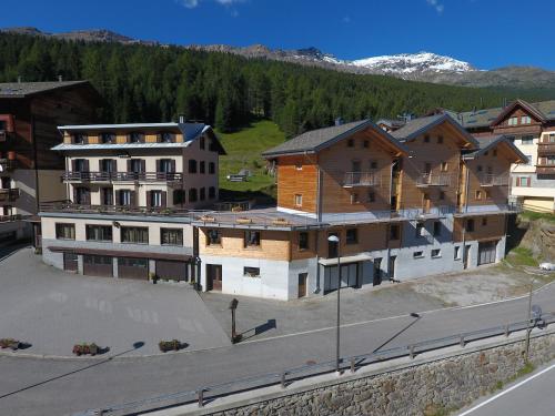 Hotel Meublè Adler - Rooms & Mountain Apartments