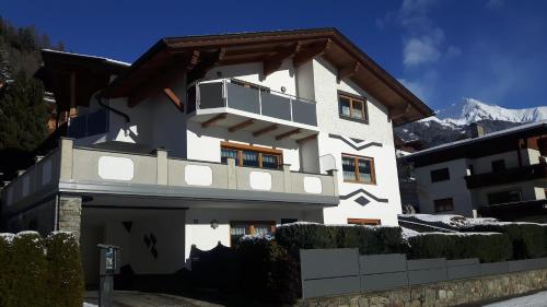  Haus Remler, Pension in Matrei in Osttirol bei Berg