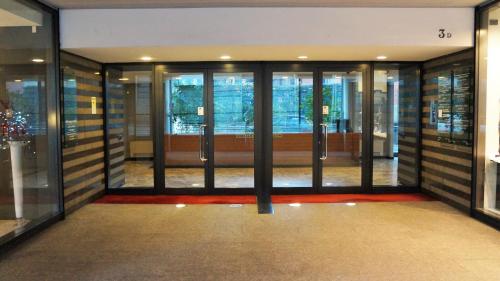 Caravaggio Apartments 4