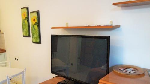 Caravaggio Apartments - image 2