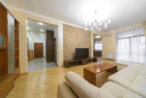 Partner Guest House Shota Rustaveli - image 4