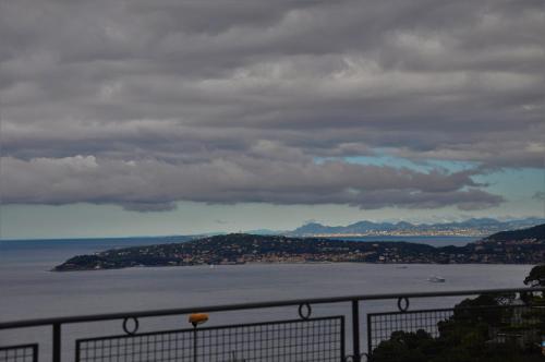 Villa SKYLINE-Monaco Border