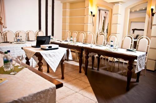 Επιχειρησιακό κέντρο, Central Hotel in Soroca