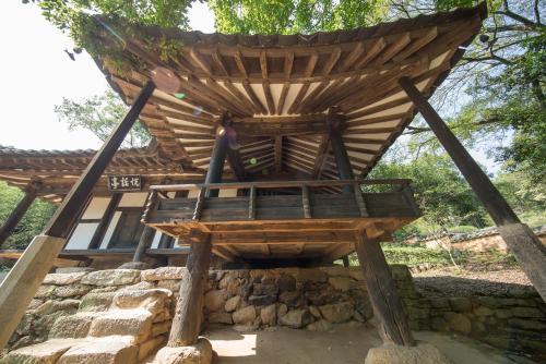 Jinrae Lee's Traditional House