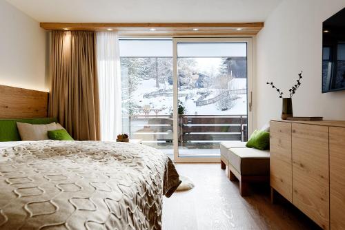 EVA Serviced Apartments - image 8