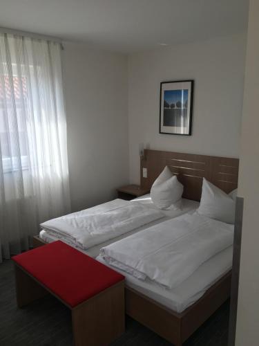 Landhotel Gasthof am Berg 4