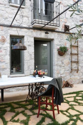 Ieeja, Opora Country Living in Pirgiotika (Argolis)