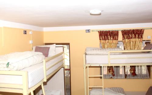 Elbrus Home – Kathmandu, OH