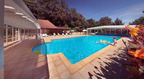 Hôtel Restaurant Plaisance-Piscine couverte et chauffée- Proche Sarlat-