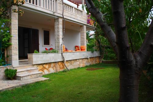  Apartment Lantana in 21426 Sumartin